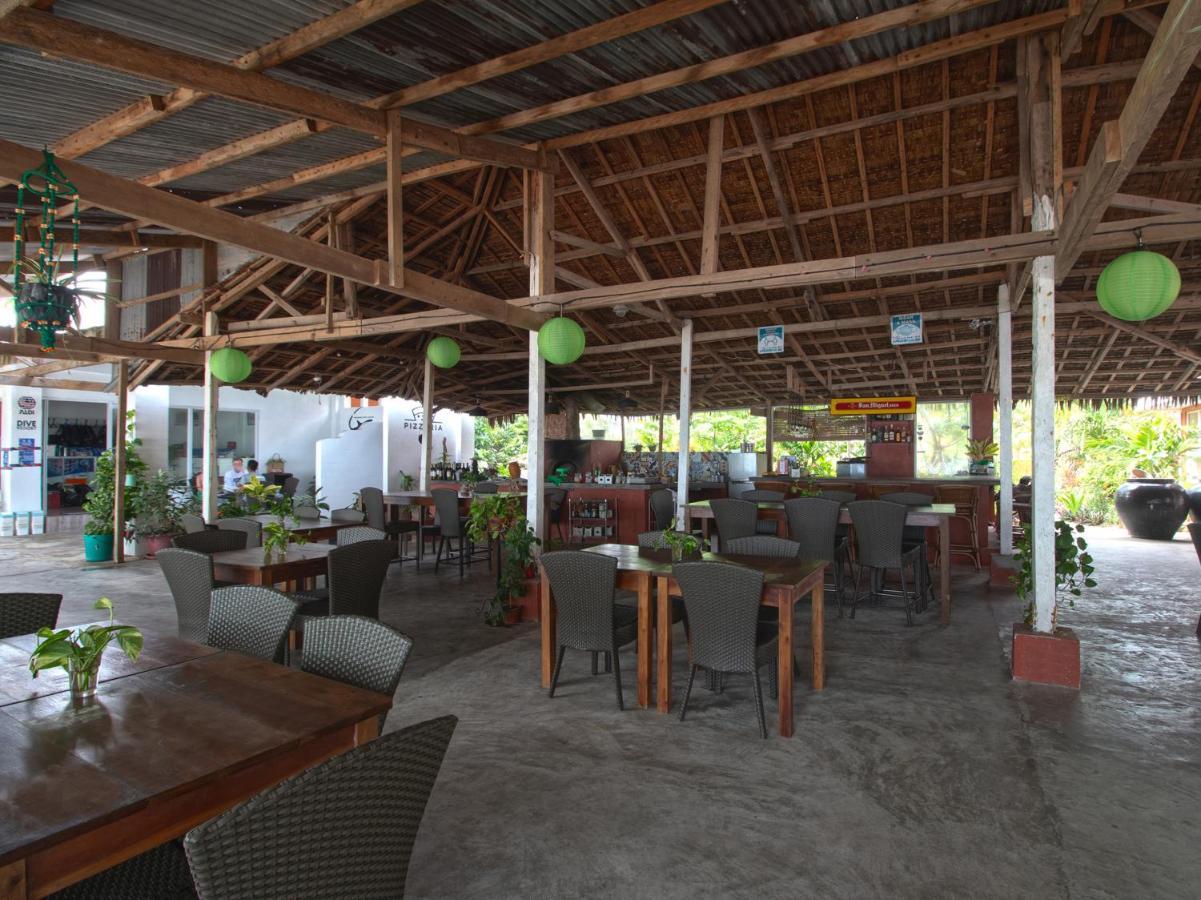 Oyo 853 Malapascua Beach And Dive Resort Экстерьер фото